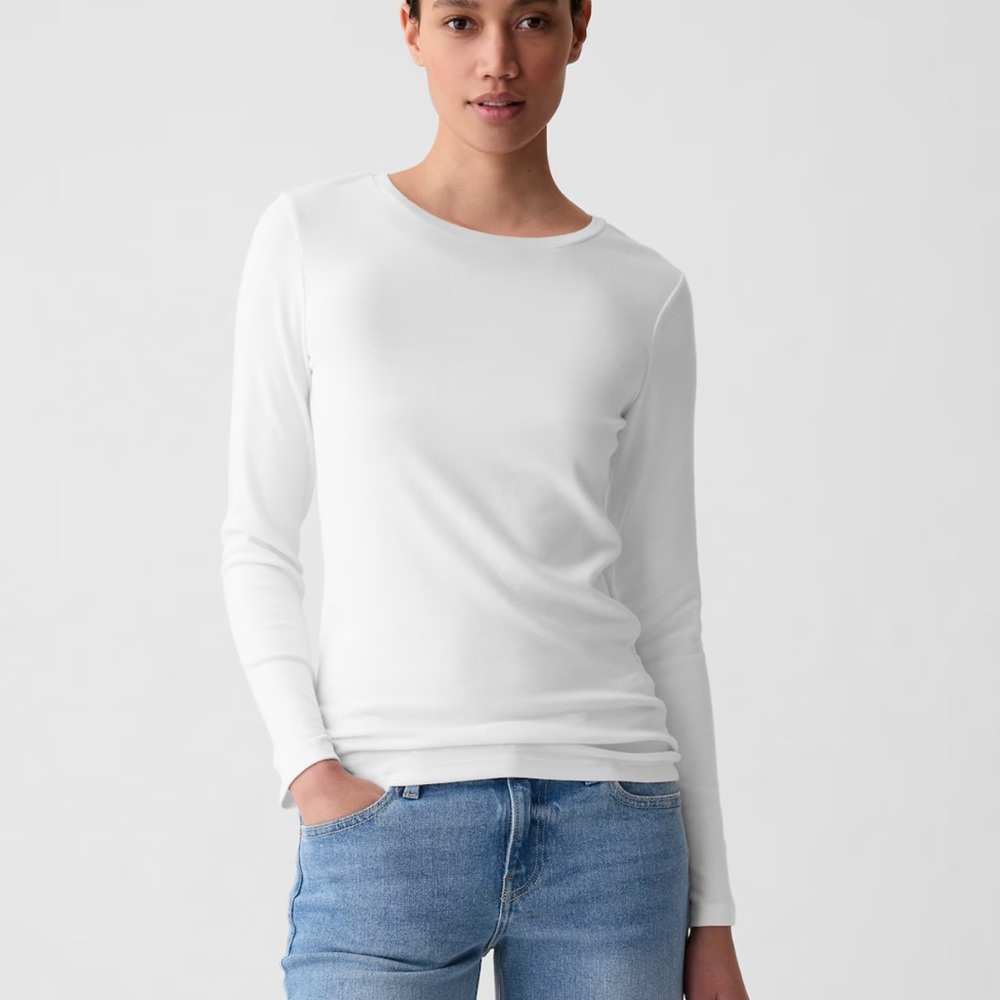 GAP Modern Crewneck White Long Sleeve